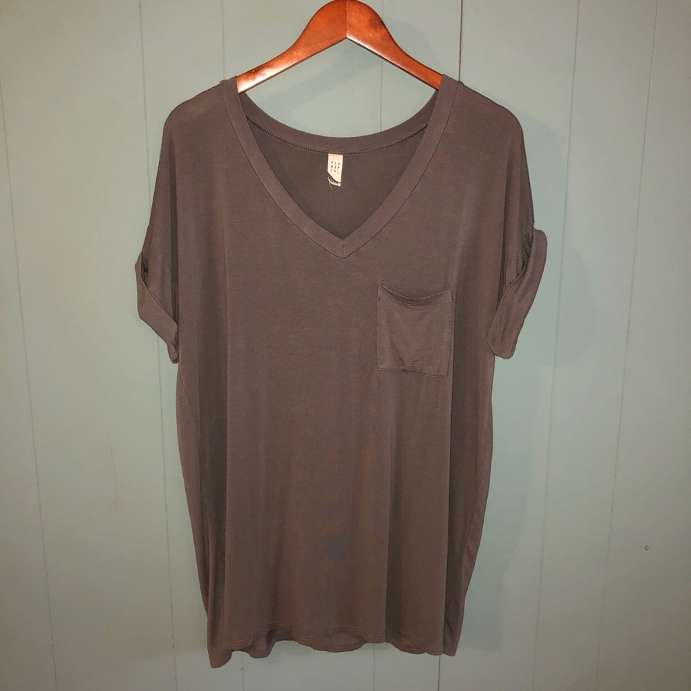 Flamingo || Gray V-Neck Pocket Tee